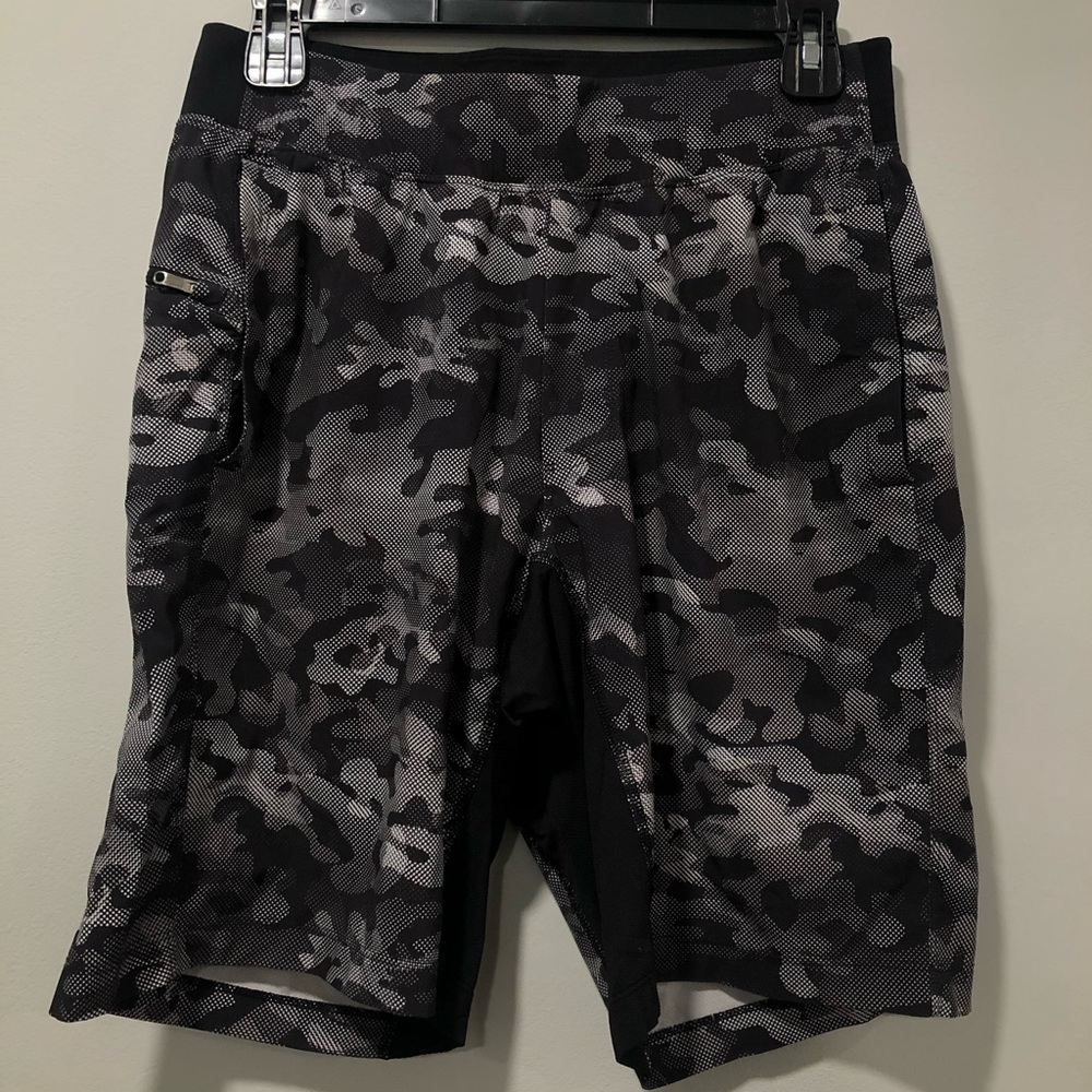 Lululemon | THE Short Linerless | Size Small